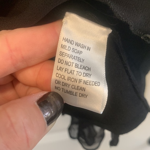 Vermani Ruffled Tank - NWT - Picture 9 of 10